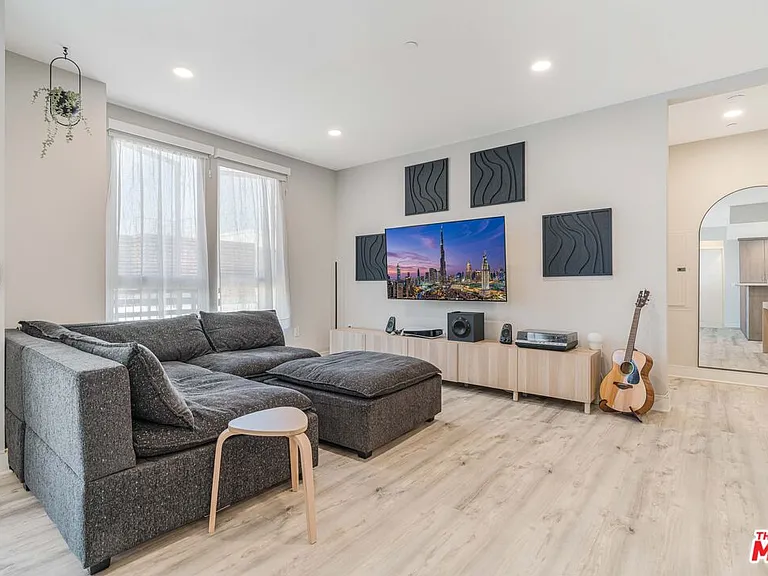6030 S Seabluff Dr #510 — Photo 8