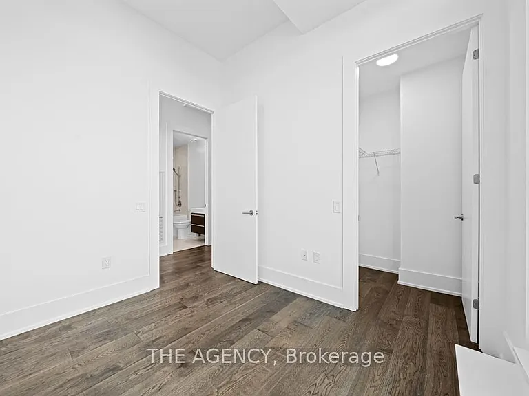 39 Roehampton Ave #4506 — Photo 10