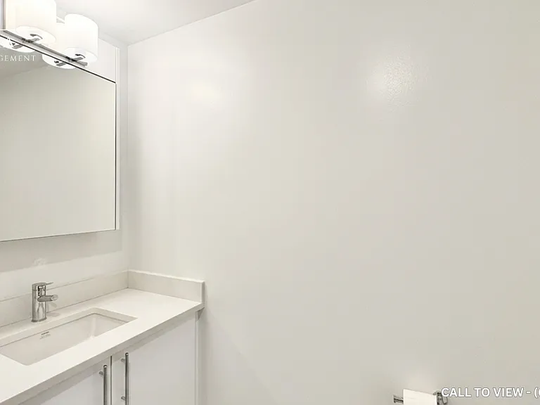 180 George St #411 — Photo 3