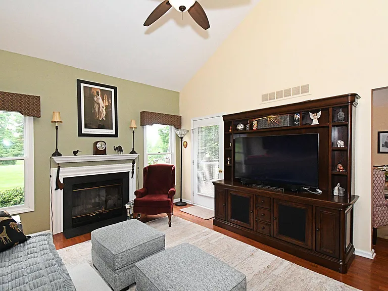187 Pinecrest Ln — Photo 10