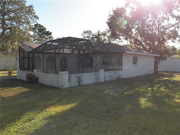 2nd image of 871 Palmetto Dr