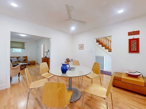 3rd image of 30 Montgomery St
