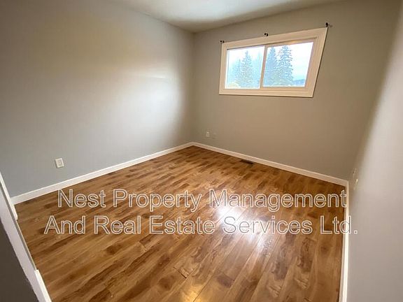 4th image of 2368 Quince St #1