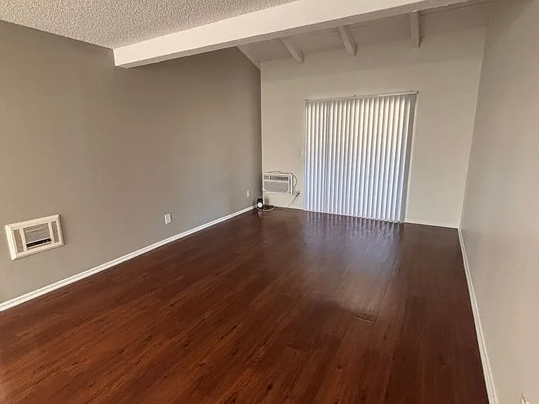 23251 Los Alisos Blvd — Photo 37