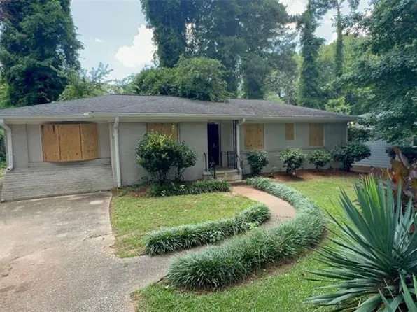 1846 Shamrock Dr, Decatur, GA 30032