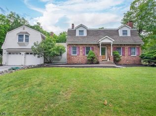 22 Glen Rd, Wantage, NJ 07461