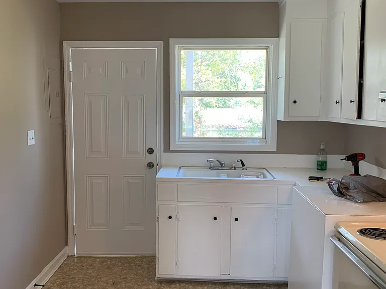 2122 Haven Cir #3 — Photo 8
