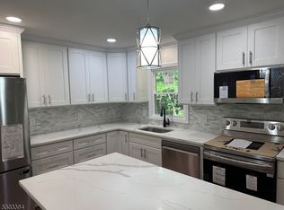 89 Leo Ave, Stanhope, NJ 07874