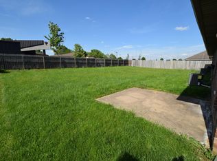 2805 W Silverleaf St, Springfield, MO 65807