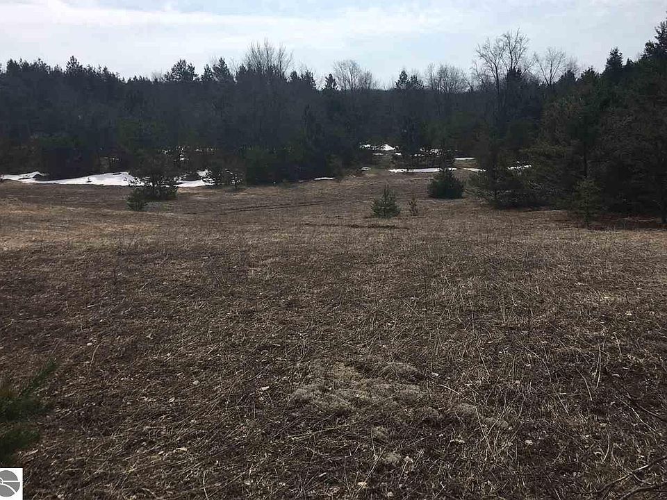 1st image of 0 Fewins Rd