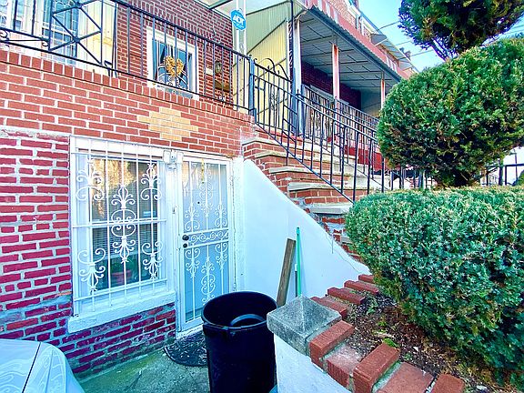2nd image of 868 41st St