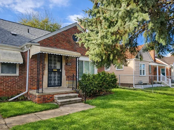 15335 Vaughan St, Detroit, MI 48223