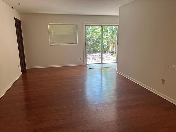 5th image of 703 NE 5th Pl