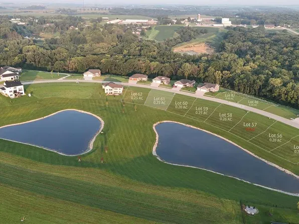 214 Westwood Cir Lot 61, Kalona, IA 52247