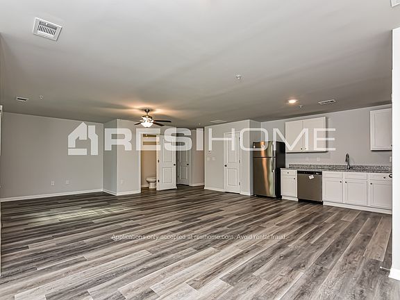 5th image of 115 Wellbrook Ct NE