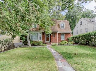 26 S Highland Ave, Dover, NJ 07801