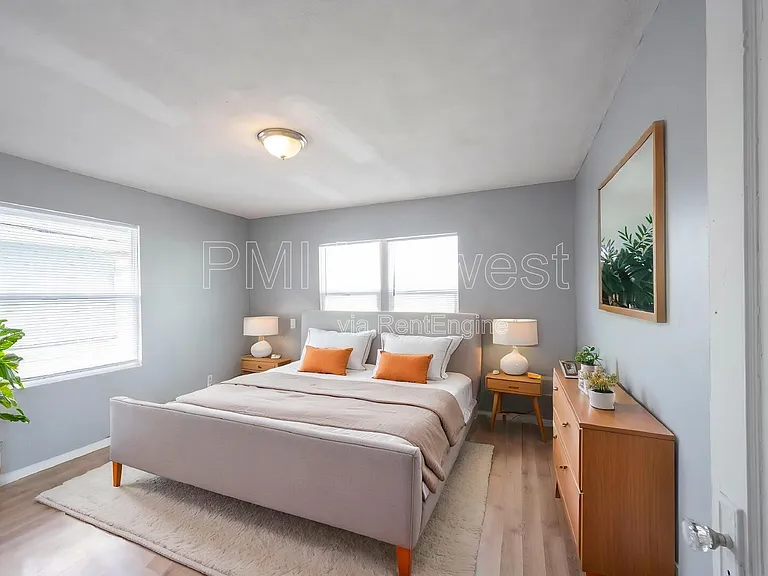 3413 N Capitol Ave — Photo 21