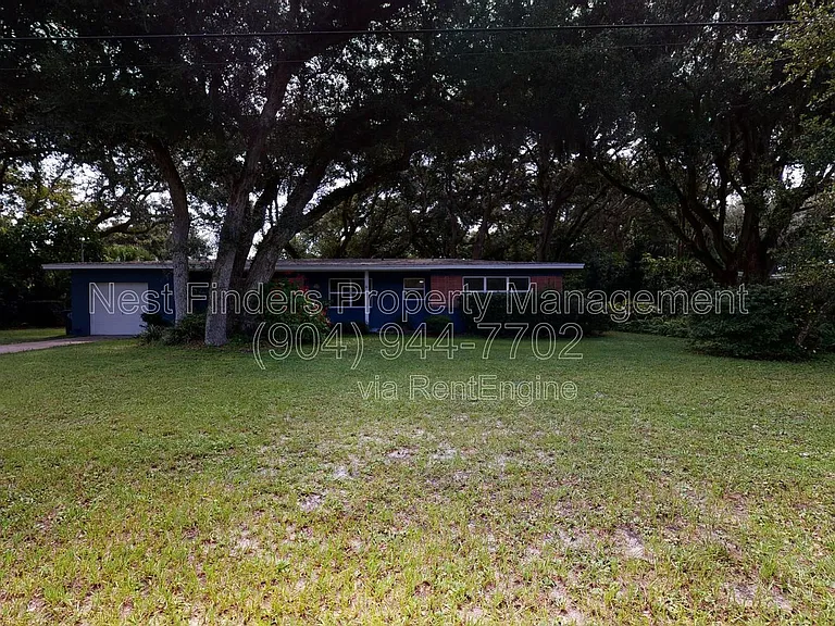 1365 Seminole Rd — Photo 17