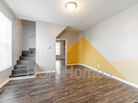 5th image of 1011 E Legrande Ave