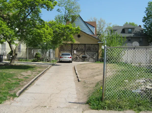 631 E 25th St, Paterson, NJ 07504
