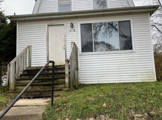 1004 Perry St, Flint, MI 48504