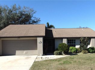 1041 Waterside St, Pt Charlotte, FL 33952