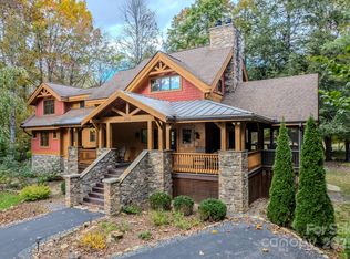 202 River Links Dr, Burnsville, NC 28714