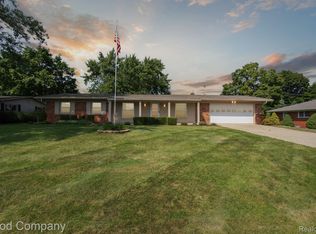 4325 Morningview Dr, Shelby Township, MI 48316