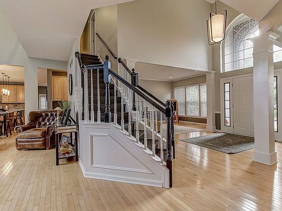 5th image of 5 Rosewood Ct