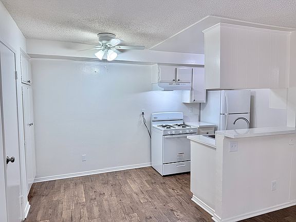 4th image of 7423 N Lankershim Blvd APT 20