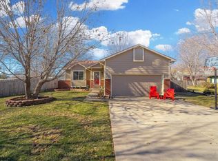 327 N Quivira Ct, Kechi, KS 67067
