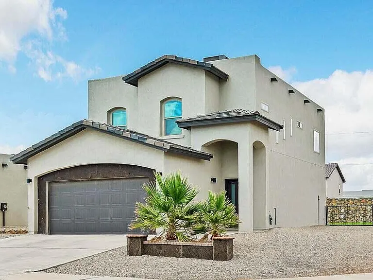 12661 Kingsbury Ave — Photo 2