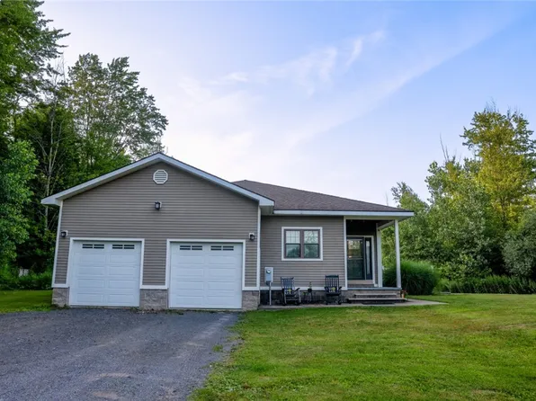 394 Maple Ave, Fulton, NY 13069