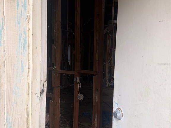 3rd image of 830 Berkshire Rd