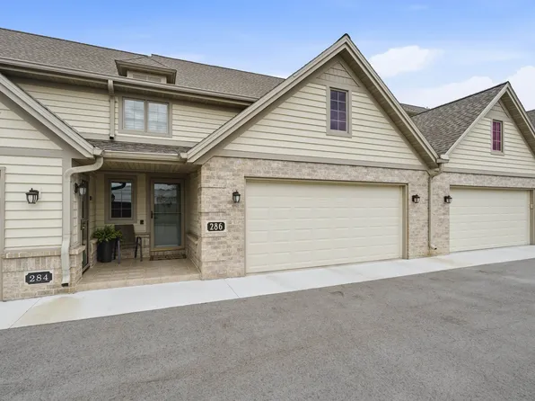 286 E Harbor View Dr, Fond Du Lac, WI 54935