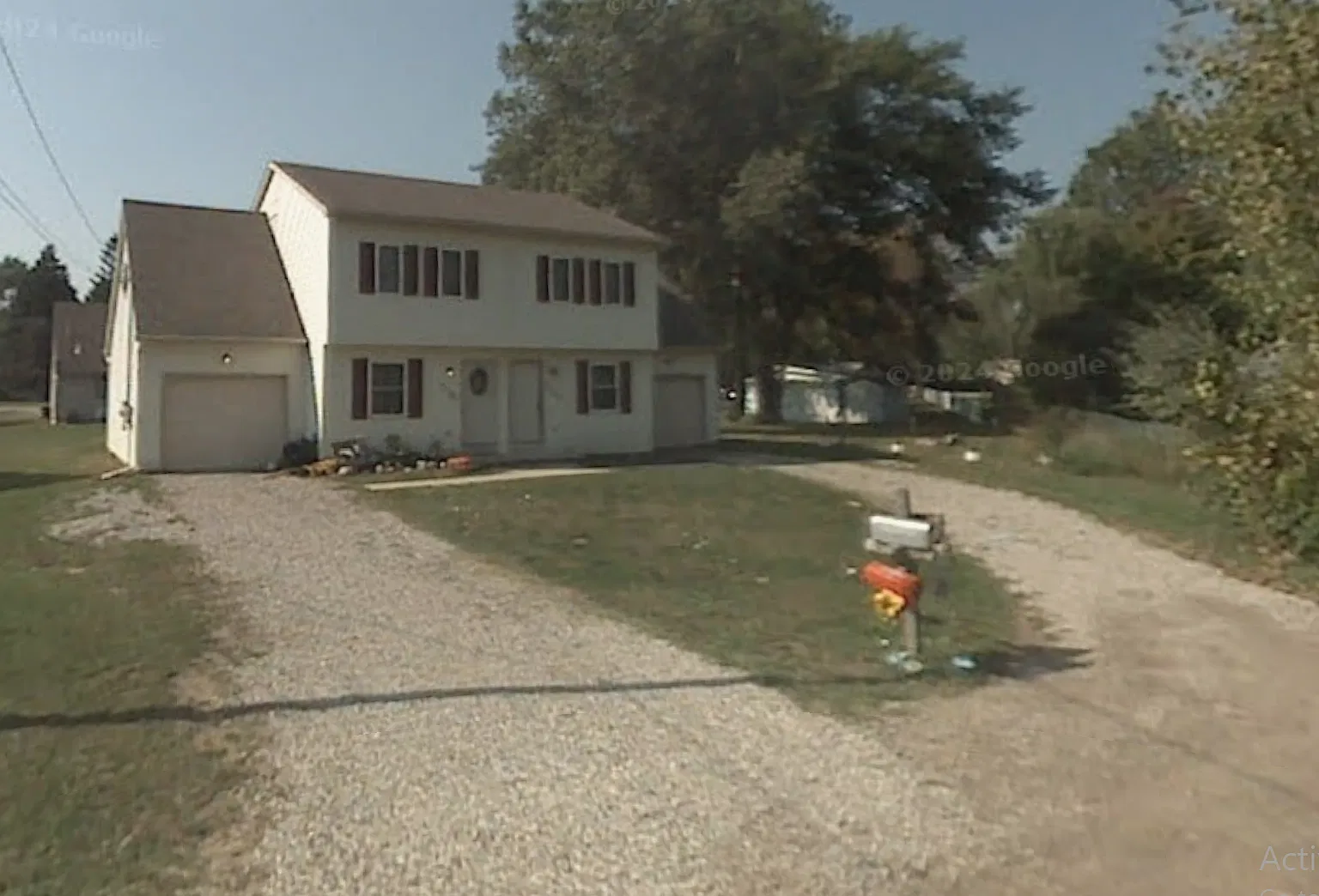3 bed, 1.5 bath, 1300 sqft, $1,600 — Photo 1