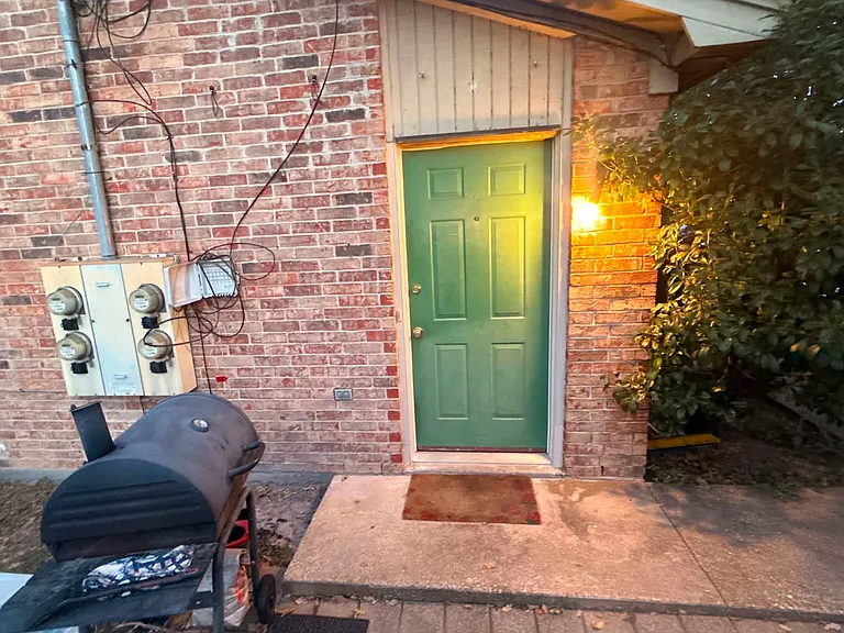 3305 Holick Ln #A — Photo 2