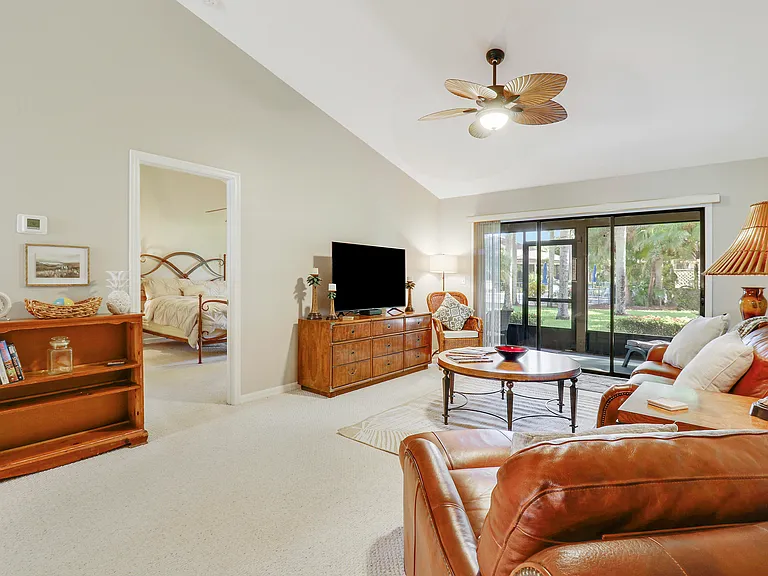 6179 SE Georgetown Pl — Photo 19