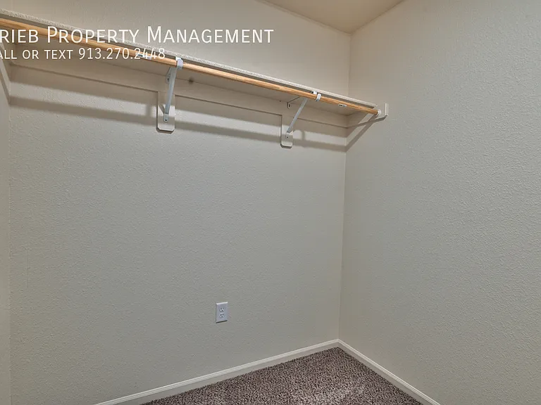 22161 W 124th Pl #6 — Photo 16