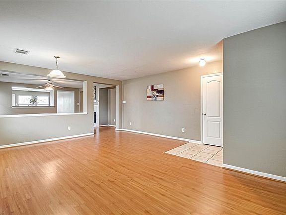 5th image of 2327 Crossmill Ln