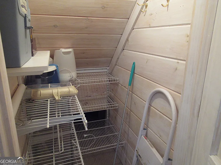 139 Trevor Trl — Photo 17