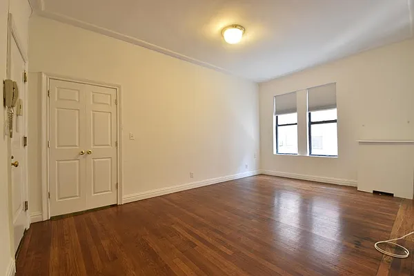 Rented by (Legacy) NY Quality Living Uptown | media 10