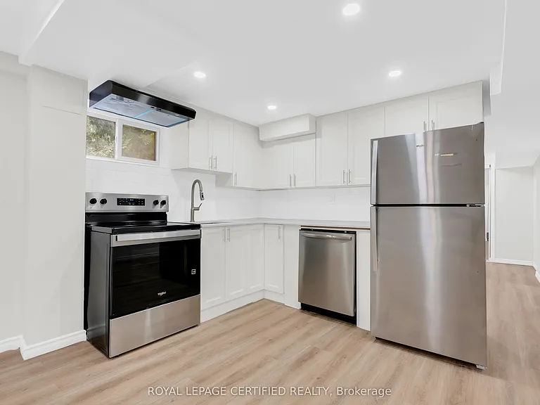 1398 Rebecca St — Photo 7