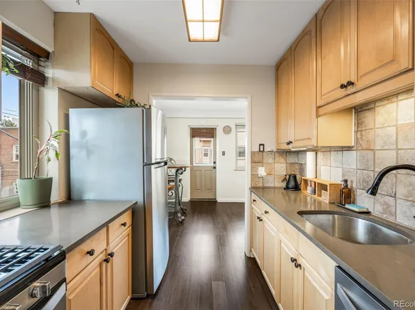 1175 N Emerson Street #211, Denver, CO 80218