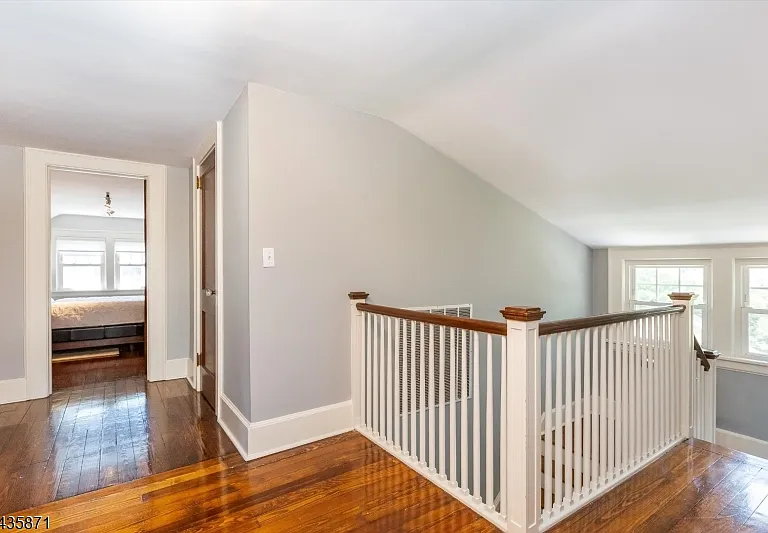 242 Forest Ave — Photo 35
