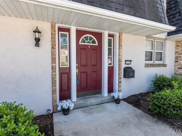 1128 Rue La Ville Walk #1128, Saint Louis, MO 63141