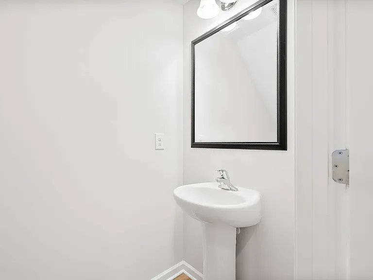 4 Sabine Leaf Ct — Photo 4