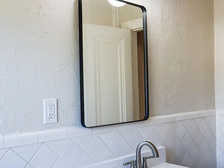 2605 Cummings Dr — Photo 7