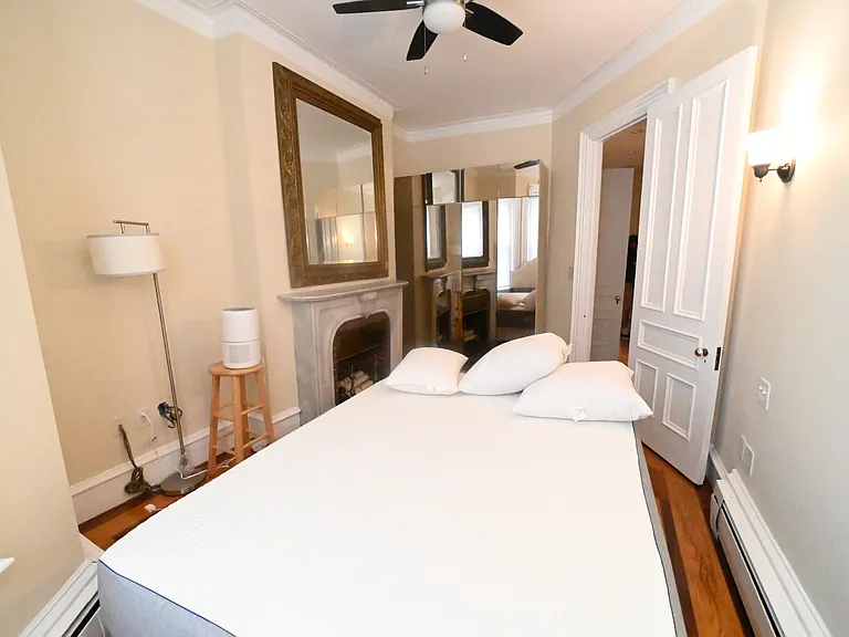 431 Beacon St #1 — Photo 2