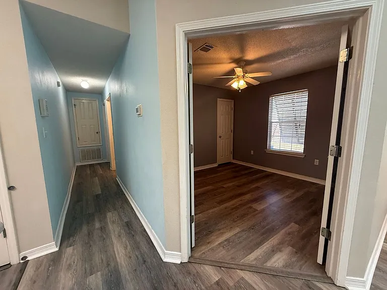 5061 Ring Rose Ct — Photo 10